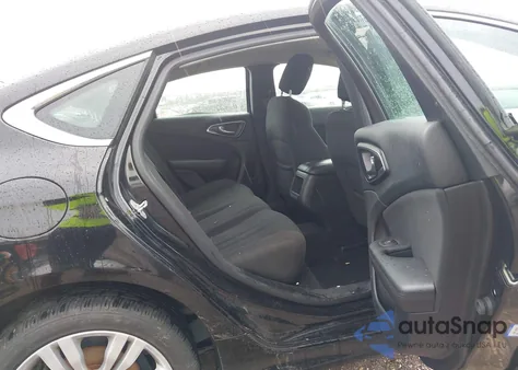 2016 Chrysler 200 Limited z USA, uszkodzony, nr VIN 1C3CCCAB2GN118977